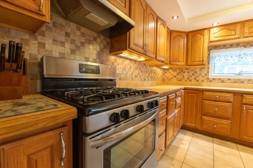 Kitchen - 1479 Main St, Leominster, MA 01453 photo 2 of 2