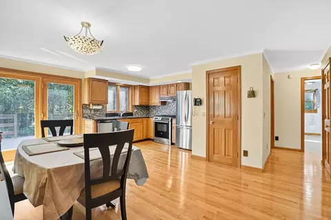 54 Cummings Rd, Ware, MA 01082 photo 3