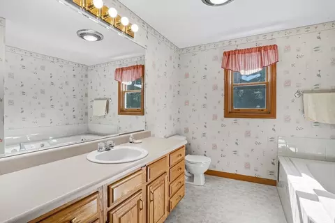 54 Cummings Rd, Ware, MA 01082 photo 28