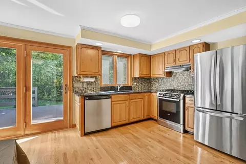 54 Cummings Rd, Ware, MA 01082 photo 4