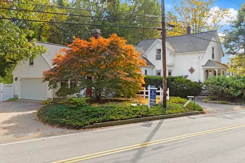 214 Graniteville Rd, Chelmsford, MA 01824
