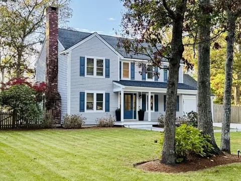38 Pierre Vernier Dr, Sandwich, MA 02563