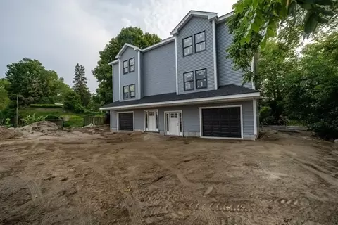 79 School St #3, Lowell, MA 01854