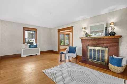 Living - 15 Bronson Ter, Springfield, MA 01108 photo 1 of 4