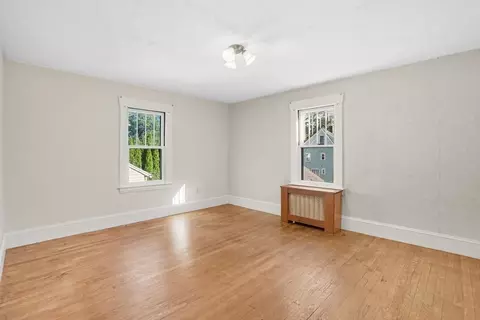 Bedroom - 15 Bronson Ter, Springfield, MA 01108 photo 5 of 8