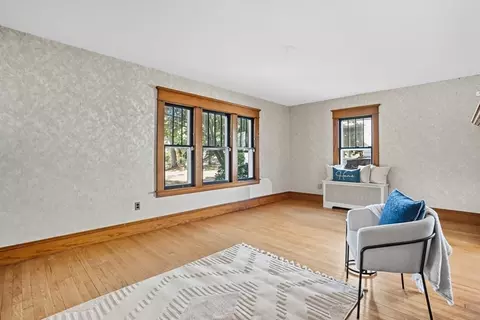 Living - 15 Bronson Ter, Springfield, MA 01108 photo 3 of 4