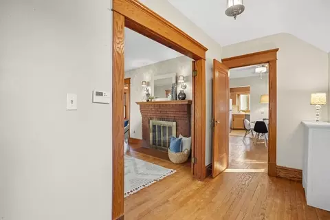 Entry Way - 15 Bronson Ter, Springfield, MA 01108 photo 2 of 4