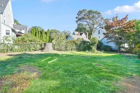 Exterior - 15 Bronson Ter, Springfield, MA 01108 photo 3 of 8