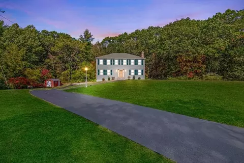 480 Sharpners Pond Rd, North Andover, MA 01845