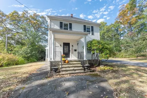 92 High St, Milford, MA 01757