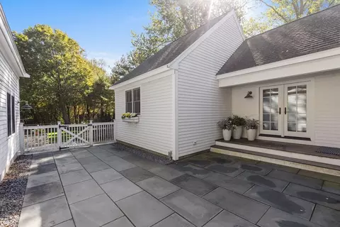 1088 Main St, Hingham, MA 02043 photo 31
