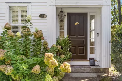 1088 Main St, Hingham, MA 02043 photo 3