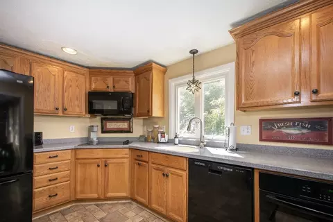55 Christopher Dr, Milton, MA 02186 photo 5