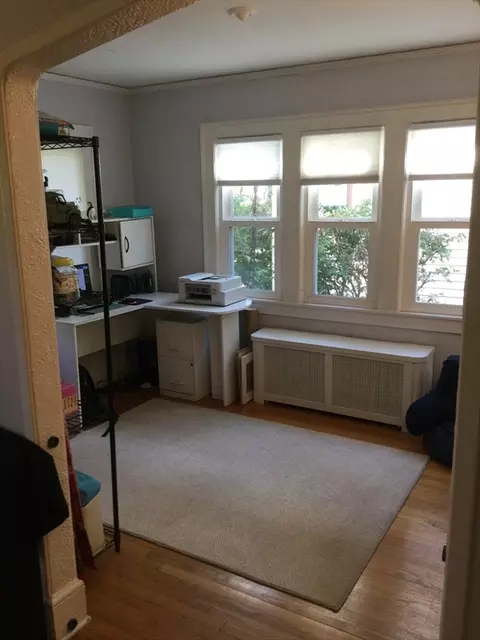 24 Bangor St, Springfield, MA 01118 photo 7