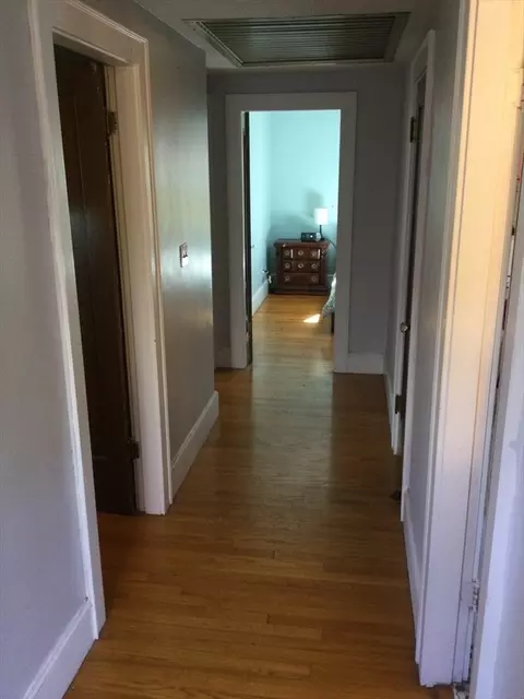 24 Bangor St, Springfield, MA 01118 photo 18