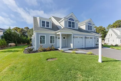 213 N Falmouth Hwy #5B, Falmouth, MA 02556