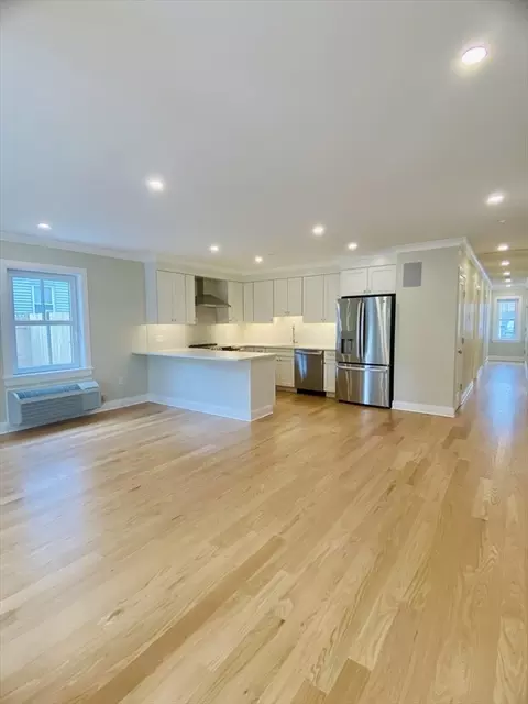 15 Yuill Cir #2, Boston, MA 02136