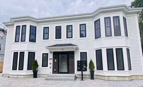 15 Yuill Cir #4, Boston, MA 02136