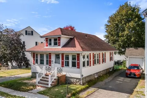 73 Connell St, Quincy, MA 02169