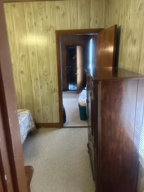 82 Wellington St, Fall River, MA 02720 photo 12