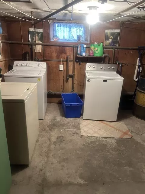 82 Wellington St, Fall River, MA 02720 photo 6