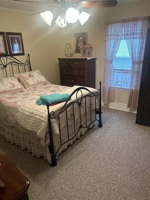 82 Wellington St, Fall River, MA 02720 photo 20
