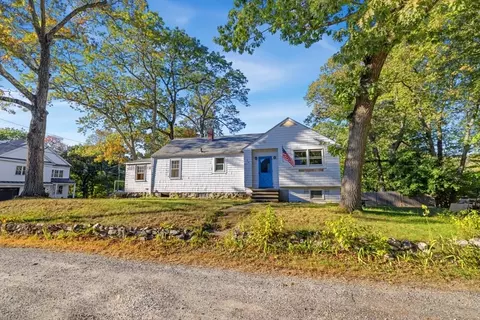 Exterior - 25 Martin Rd, Reading, MA 01867 photo 2 of 6
