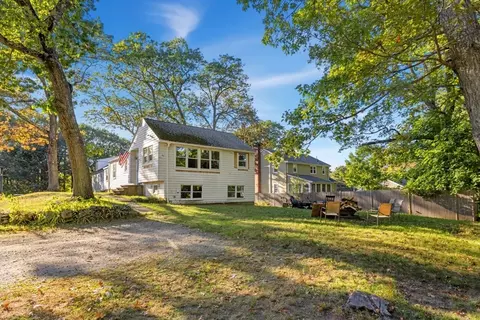 Exterior - 25 Martin Rd, Reading, MA 01867 photo 4 of 6