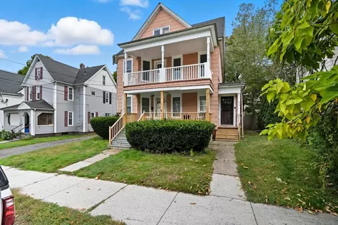 268-270 Sargeant St, Holyoke, MA 01040