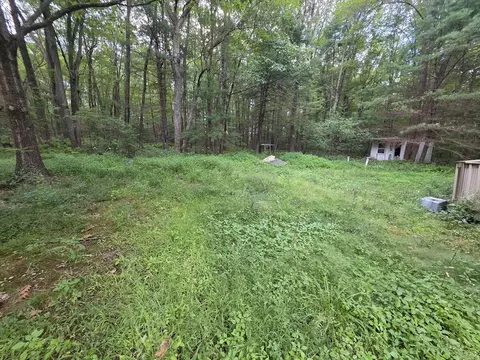 207 Breckenridge St, Palmer, MA 01069