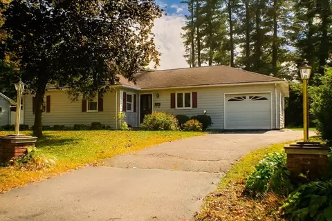 25 Noel, South Hadley, MA 01075