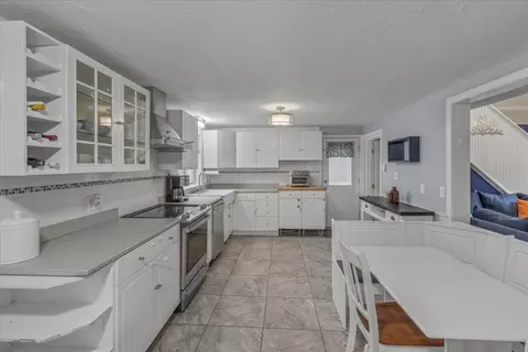 30 Summit Ave, Walpole, MA 02081 photo 4