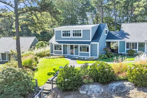 82 Middlecott Ln #82, Brewster, MA 02631