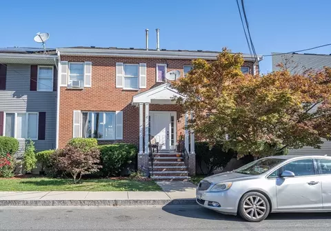 90 Atwood St #90, Revere, MA 02151