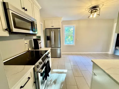 439 Archer St, Fall River, MA 02720 photo 11