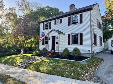 439 Archer St, Fall River, MA 02720 photo 2