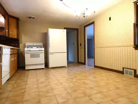 96 Winding Ln, Springfield, MA 01118 photo 8