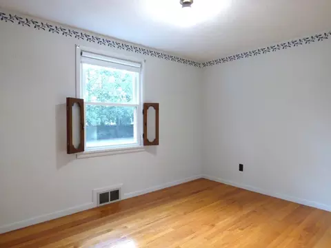 96 Winding Ln, Springfield, MA 01118 photo 14