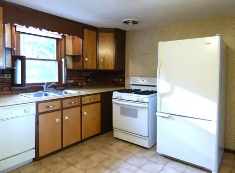 96 Winding Ln, Springfield, MA 01118 photo 7