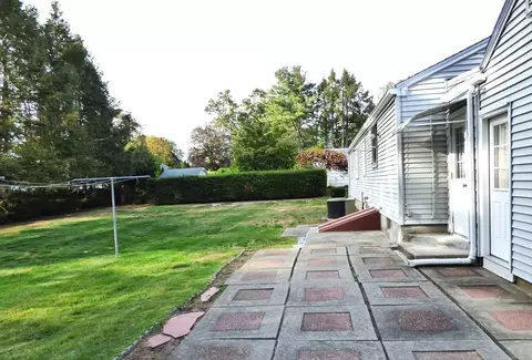 96 Winding Ln, Springfield, MA 01118 photo 27