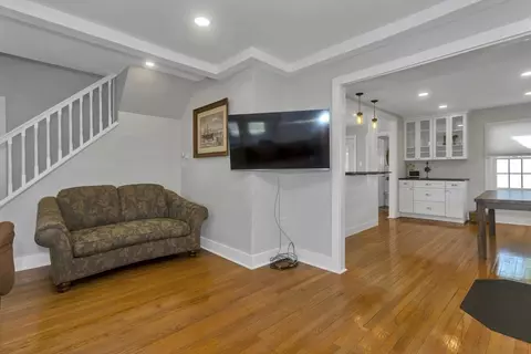 274 Abbott St, Springfield, MA 01118 photo 21