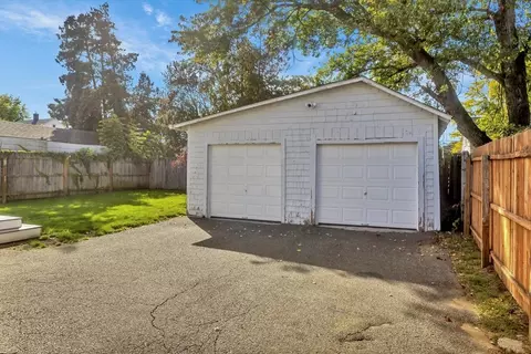 274 Abbott St, Springfield, MA 01118 photo 40
