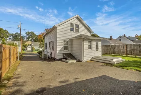 274 Abbott St, Springfield, MA 01118 photo 39
