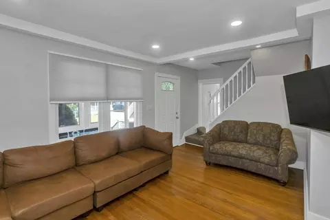 274 Abbott St, Springfield, MA 01118 photo 22