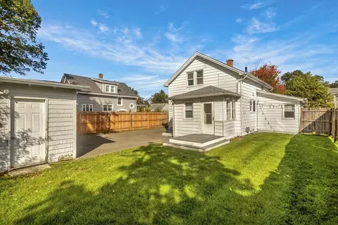 274 Abbott St, Springfield, MA 01118 photo 37
