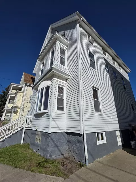 82 Montaup, Fall River, MA 02724 photo 2