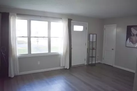 34 Wallace St, Springfield, MA 01119 photo 12