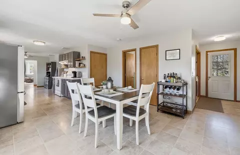 Dining - 20 Connolly St, Springfield, MA 01151 photo 3 of 4