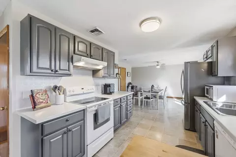 Kitchen - 20 Connolly St, Springfield, MA 01151 photo 2 of 6