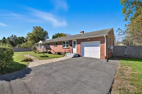 Exterior - 20 Connolly St, Springfield, MA 01151 photo 3 of 11